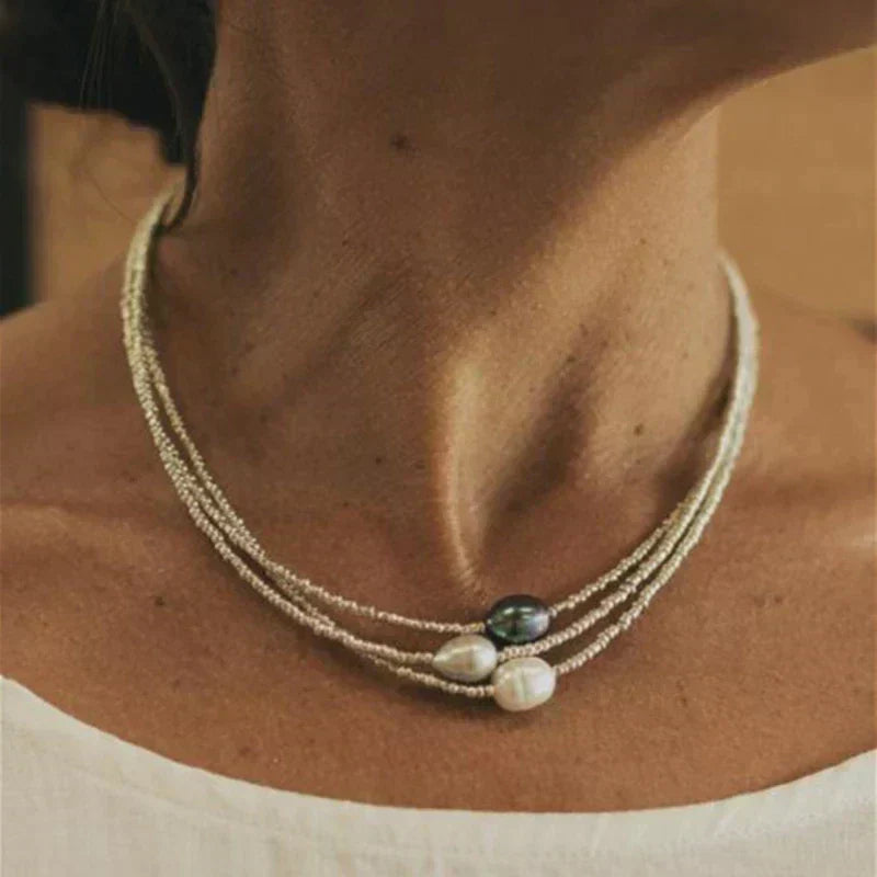 Halsband i Naturliga Pärlor – Tidlös Elegans & Äkta Raffinement