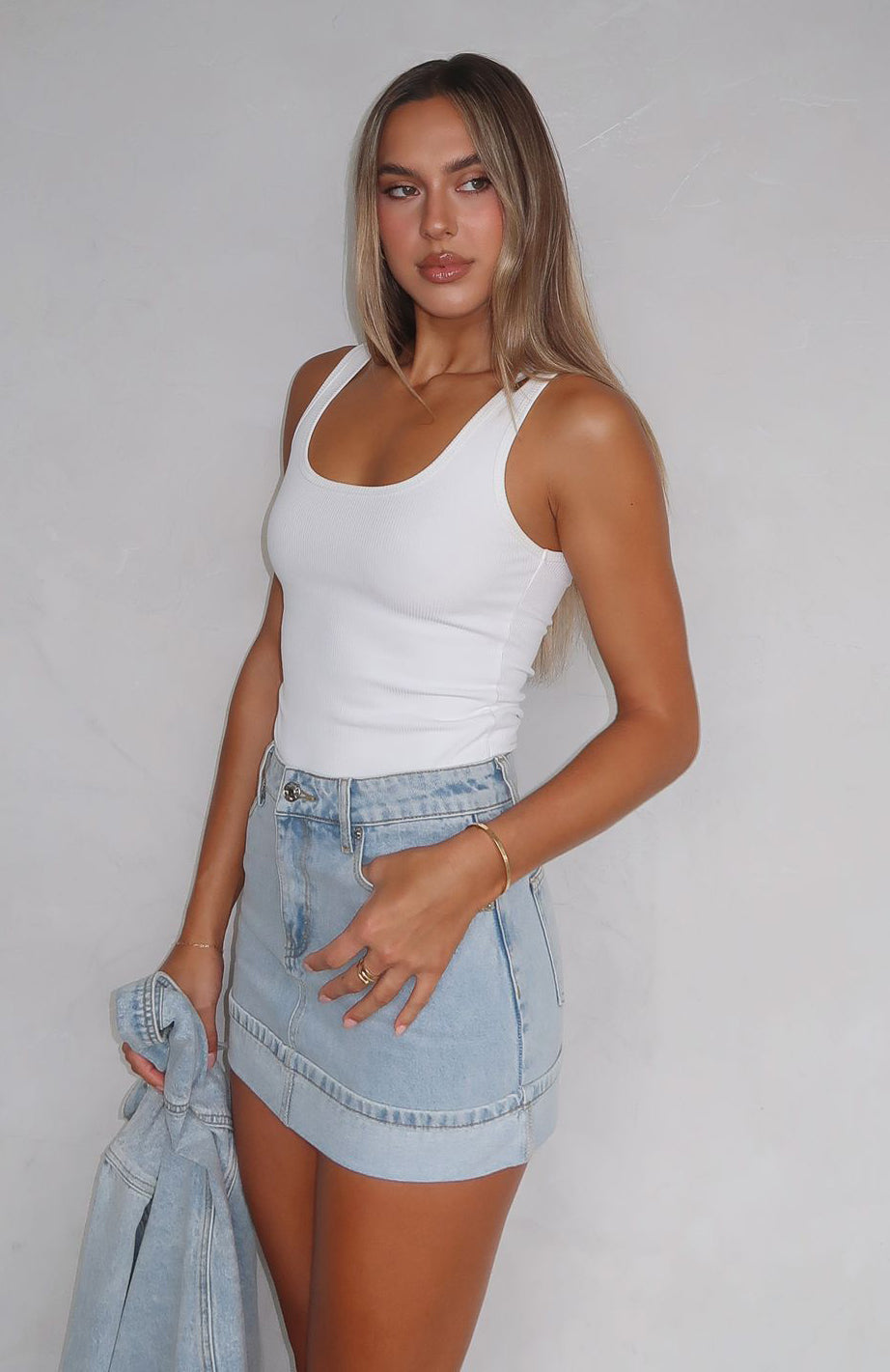 Emelie™ | Denimminikjol i Ljusblå – Tidlös Stil & Perfekt Passform