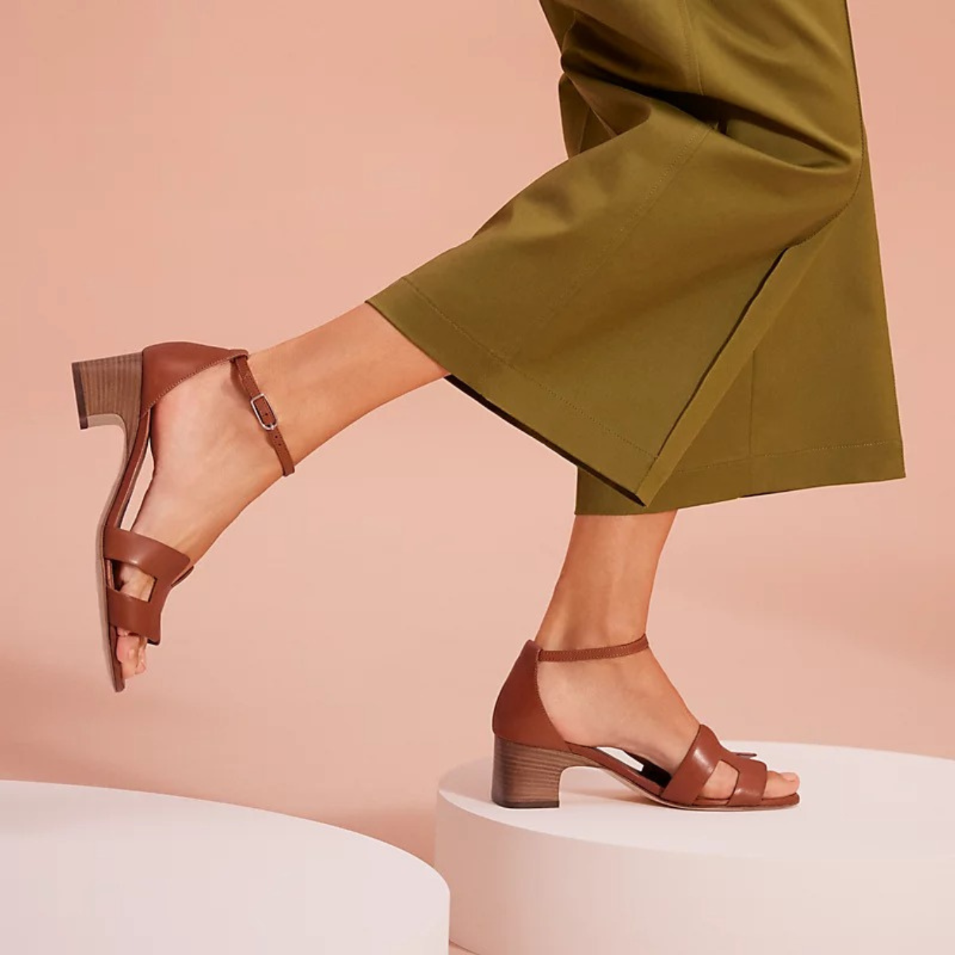 Chloé™ | Eleganta Sandaler för Varje Sommarstil