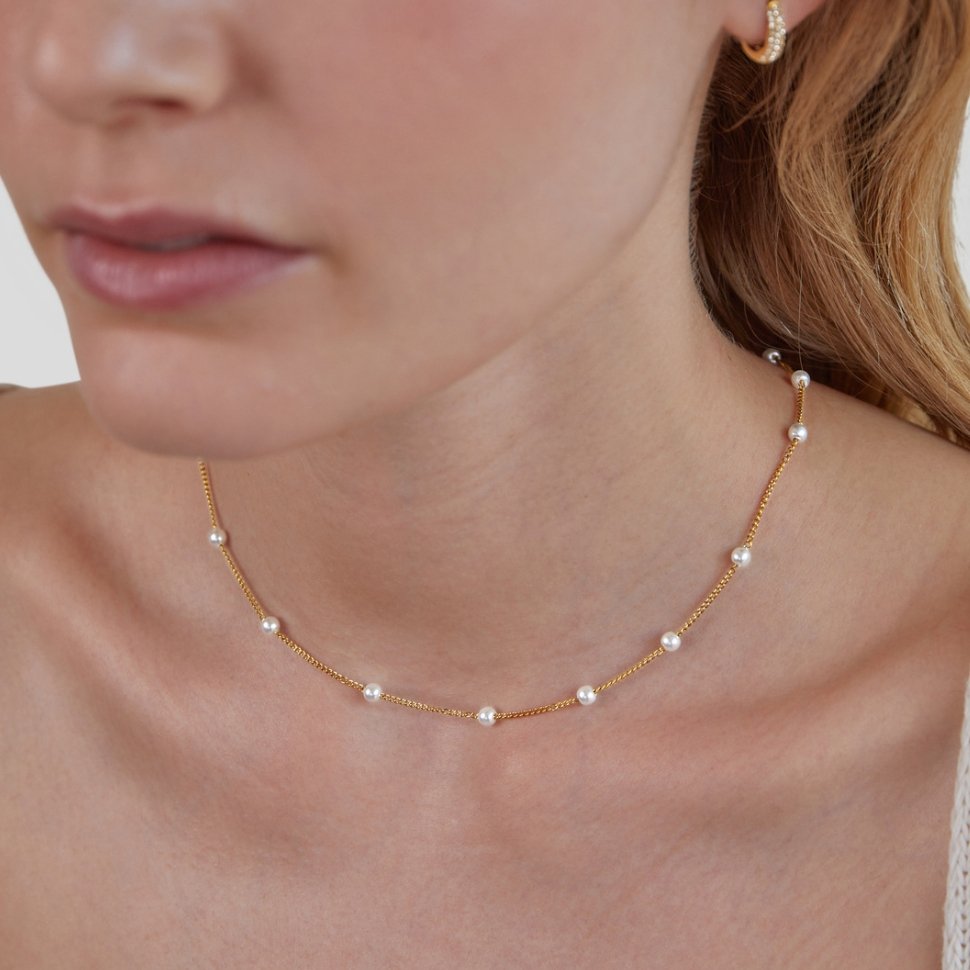 Nura Halsband med Pärlor – Tidlös Elegans & Förtrollande Detaljer