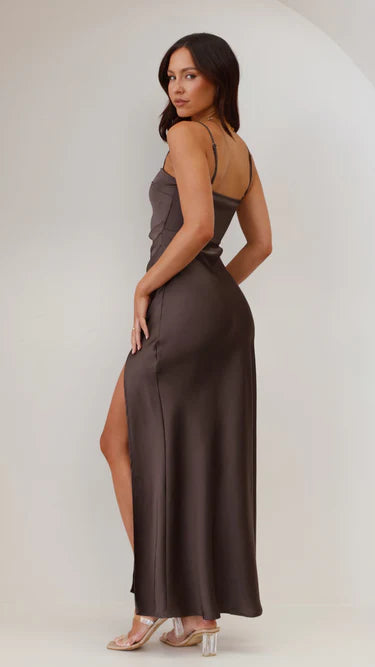 Ilana™ | Elegant Maxiklänning i Koppar
