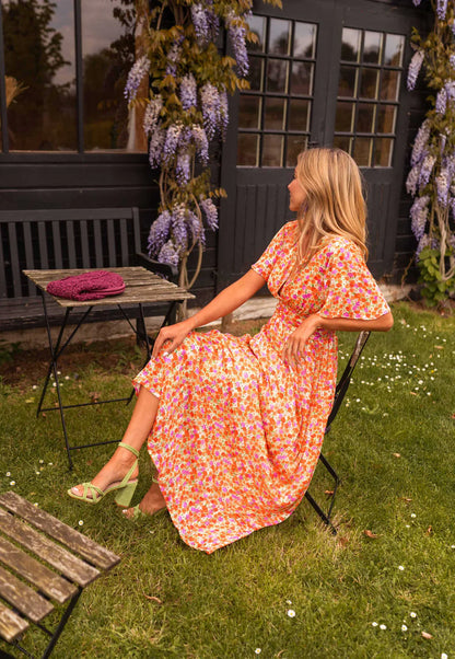 MARLENE™ | Blommig Sommarklänning med Glans & Charm